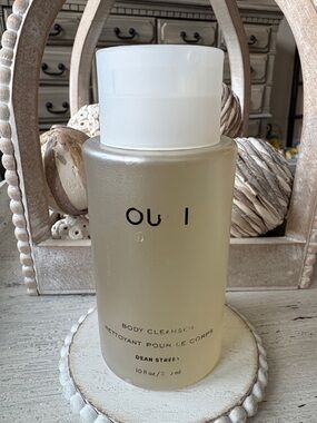 OUAI Body Cleanser DEAN STREET (10 fl oz)